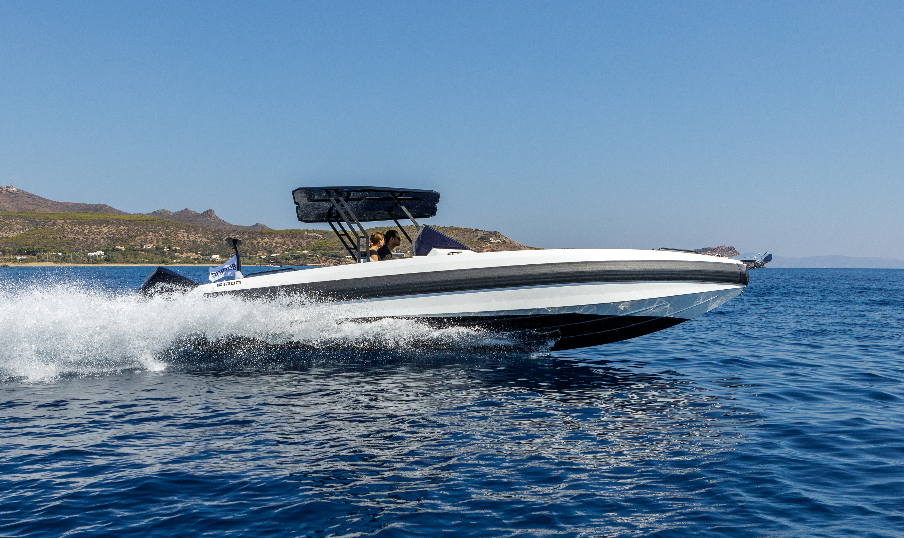 Iron 827, Porto Cheli