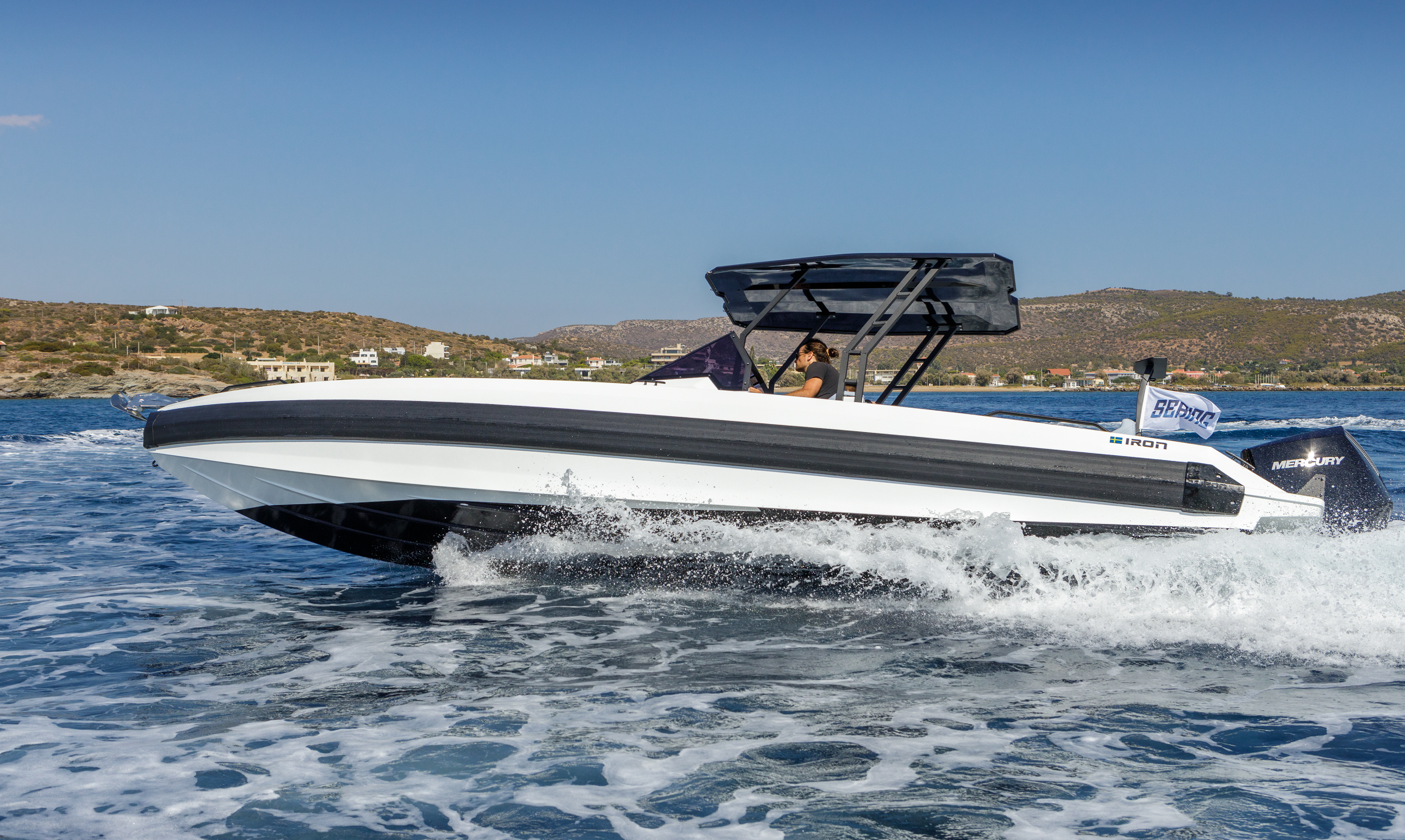 Iron 827, Porto Cheli