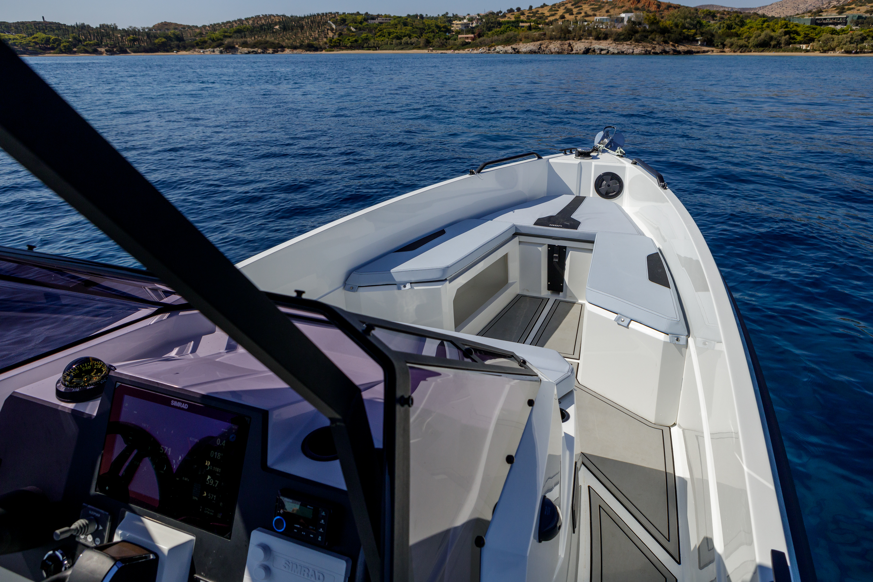 Iron 827, Porto Cheli