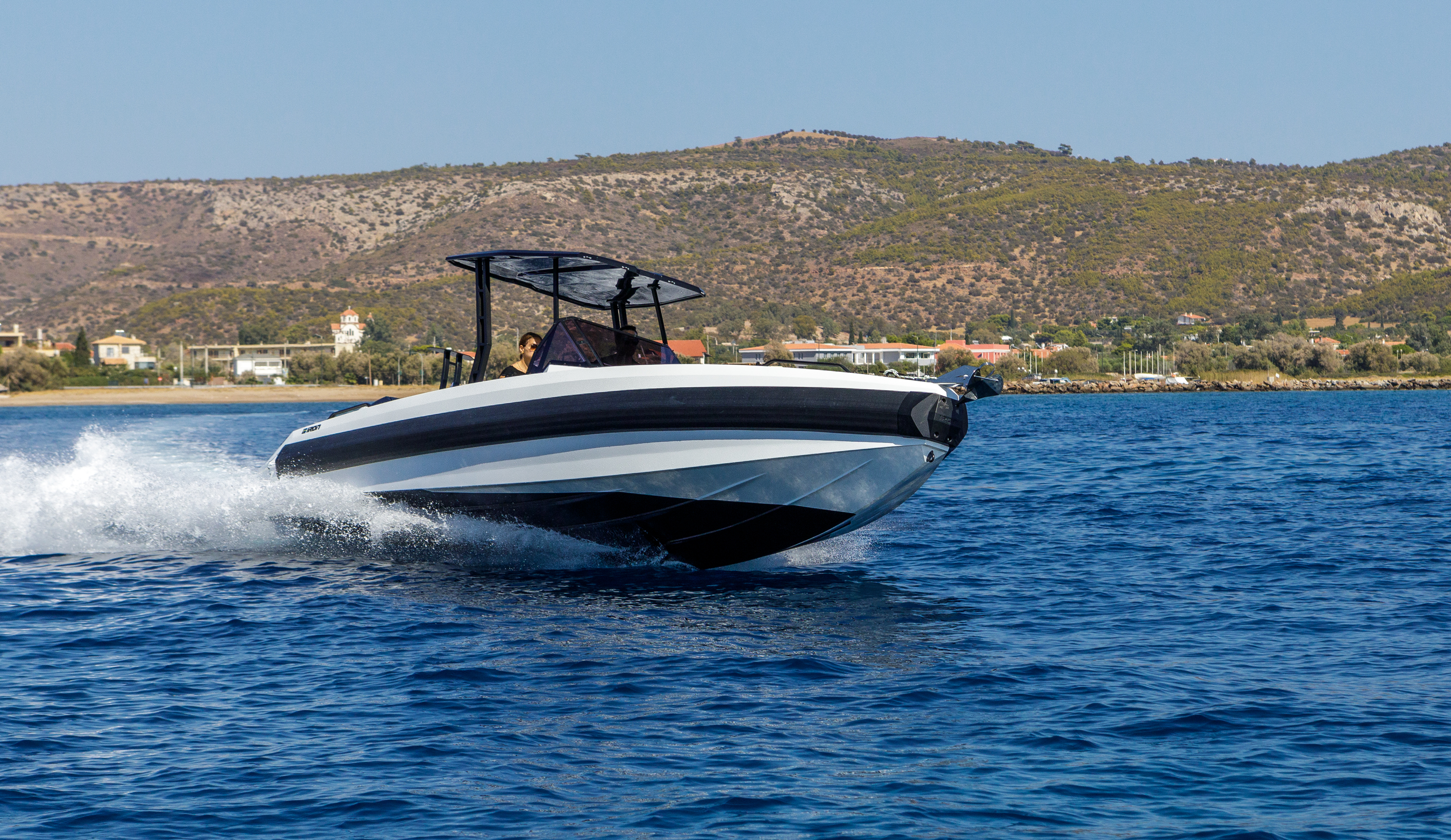 Iron 827, Porto Cheli