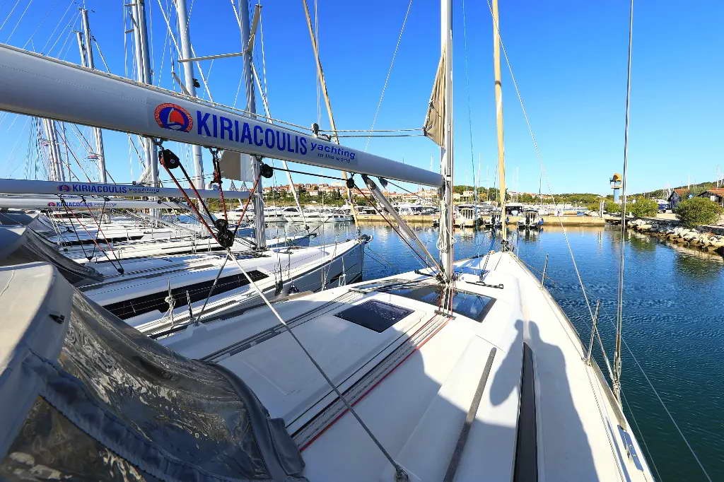 Dufour 382 Grand Large, Pula