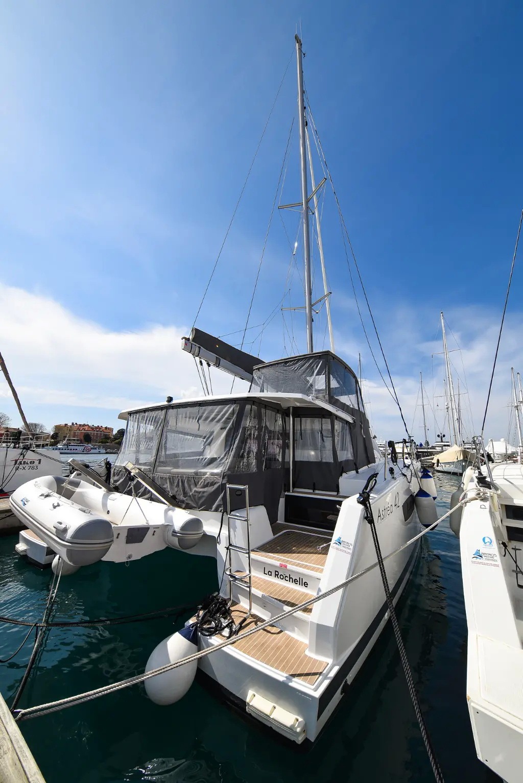Yacht image 23