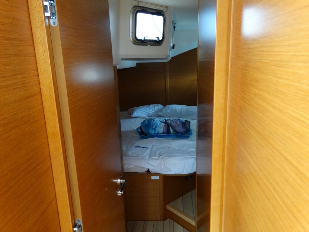 Yacht image 11