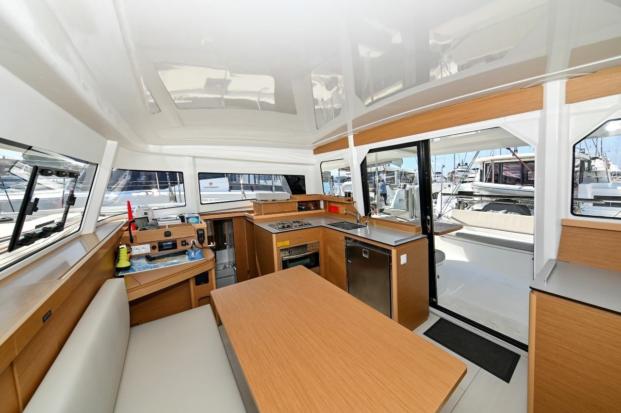 Yacht image 26
