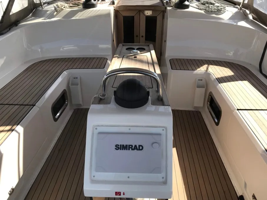 Bavaria Cruiser 51, Alimos