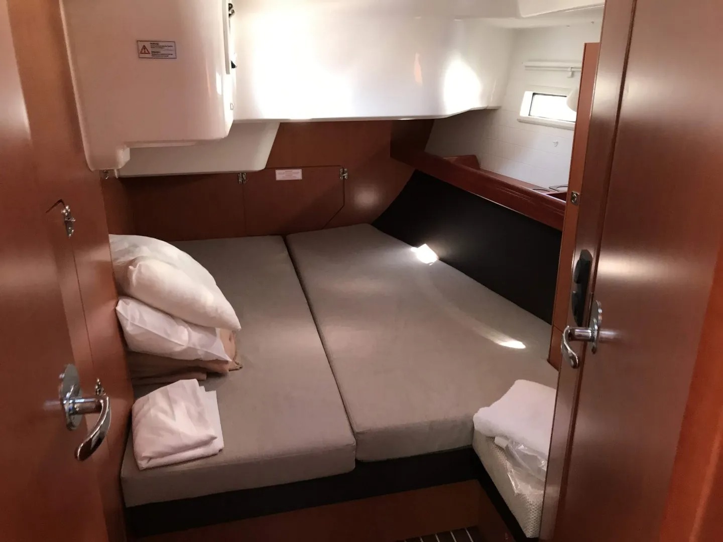 Bavaria Cruiser 51, Alimos