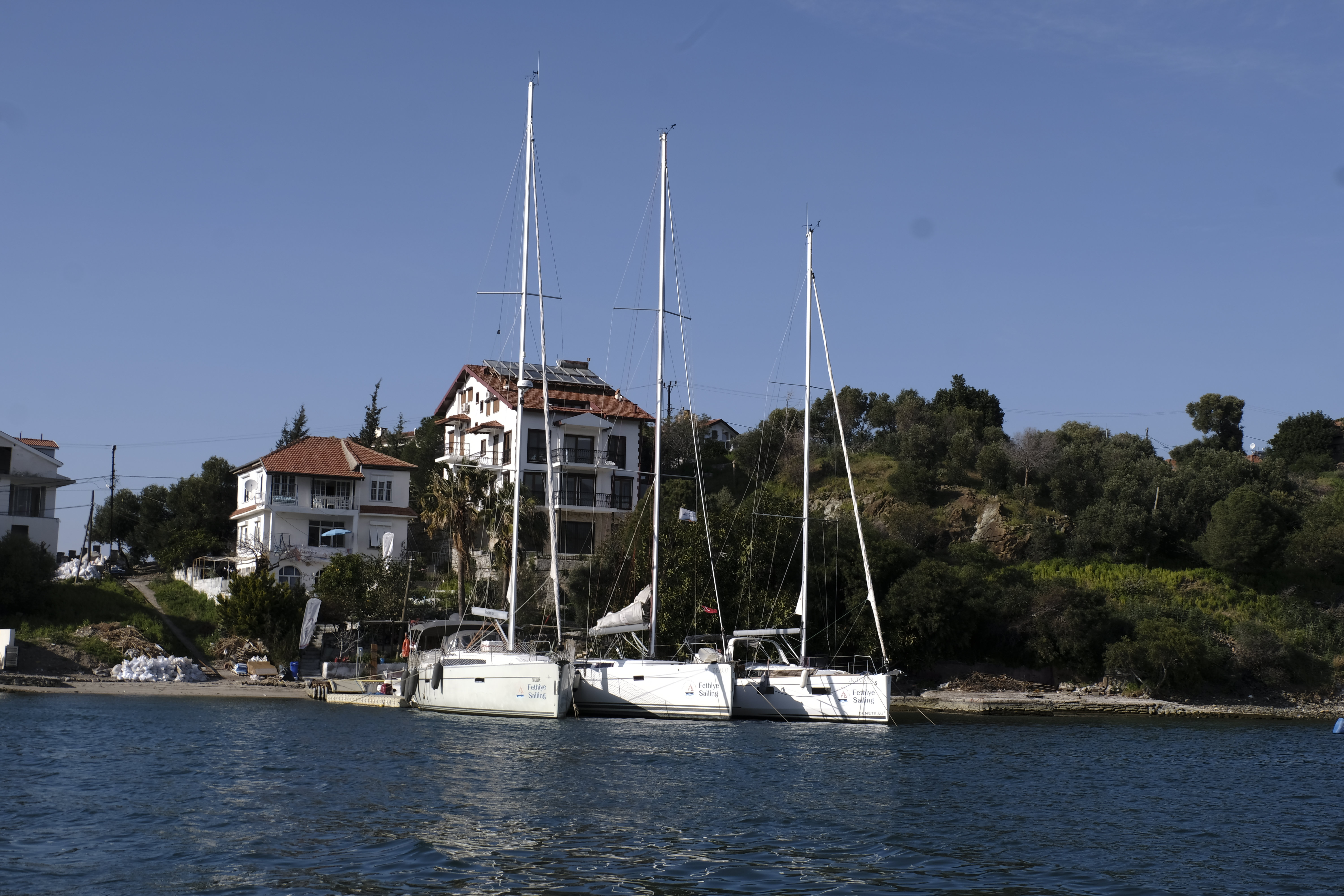 Yacht image 33