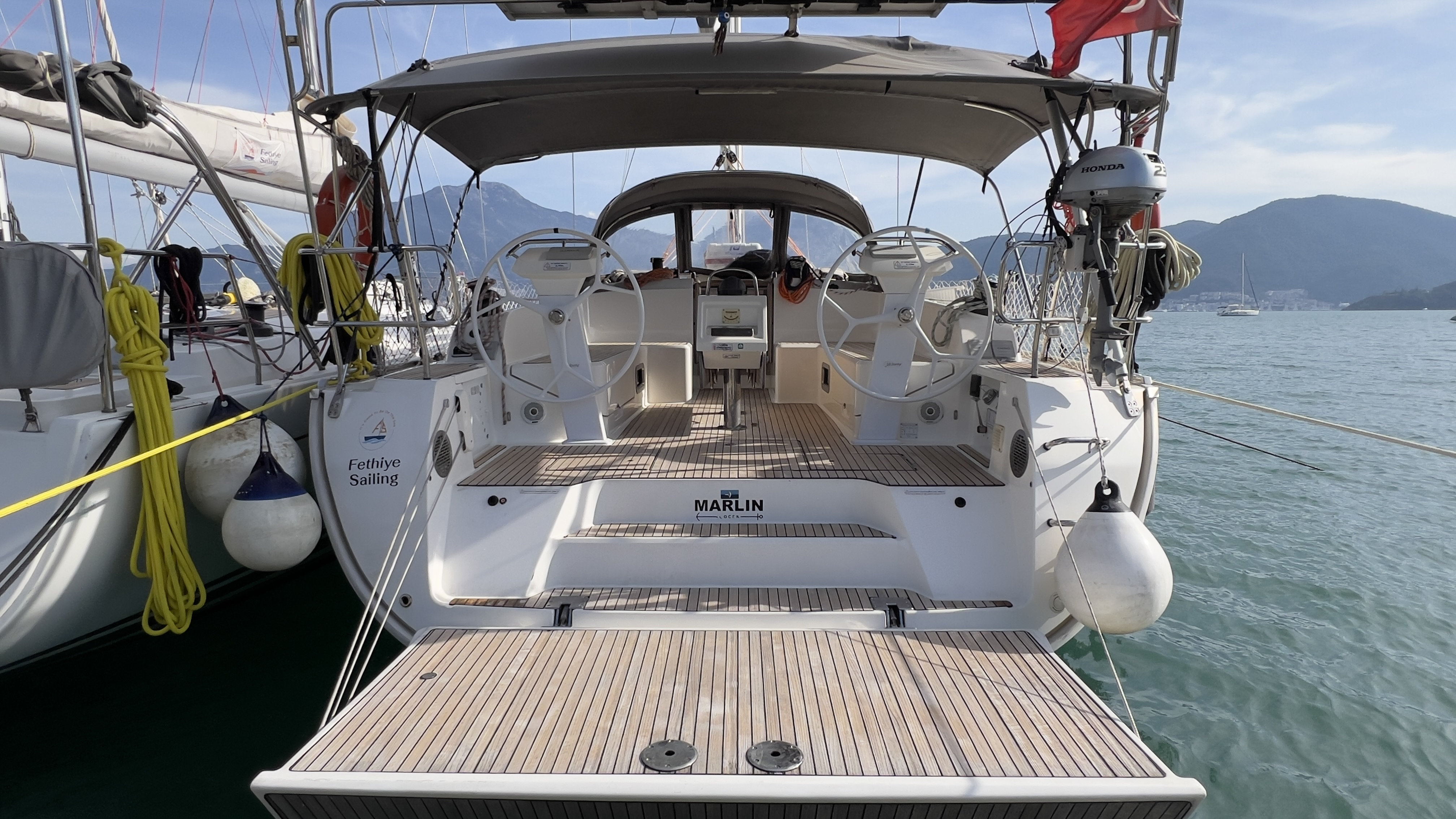 Yacht image 46