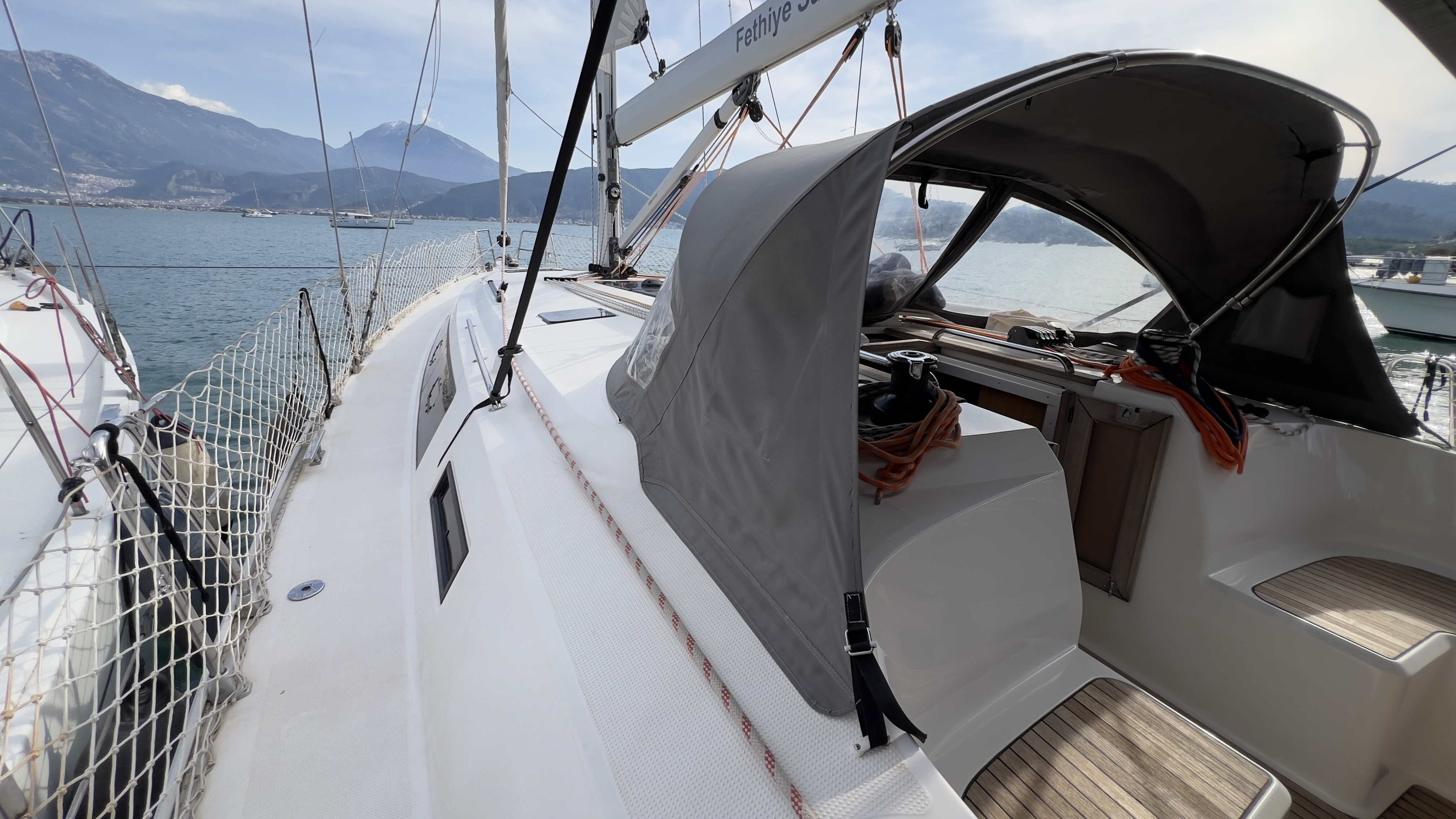 Yacht image 30