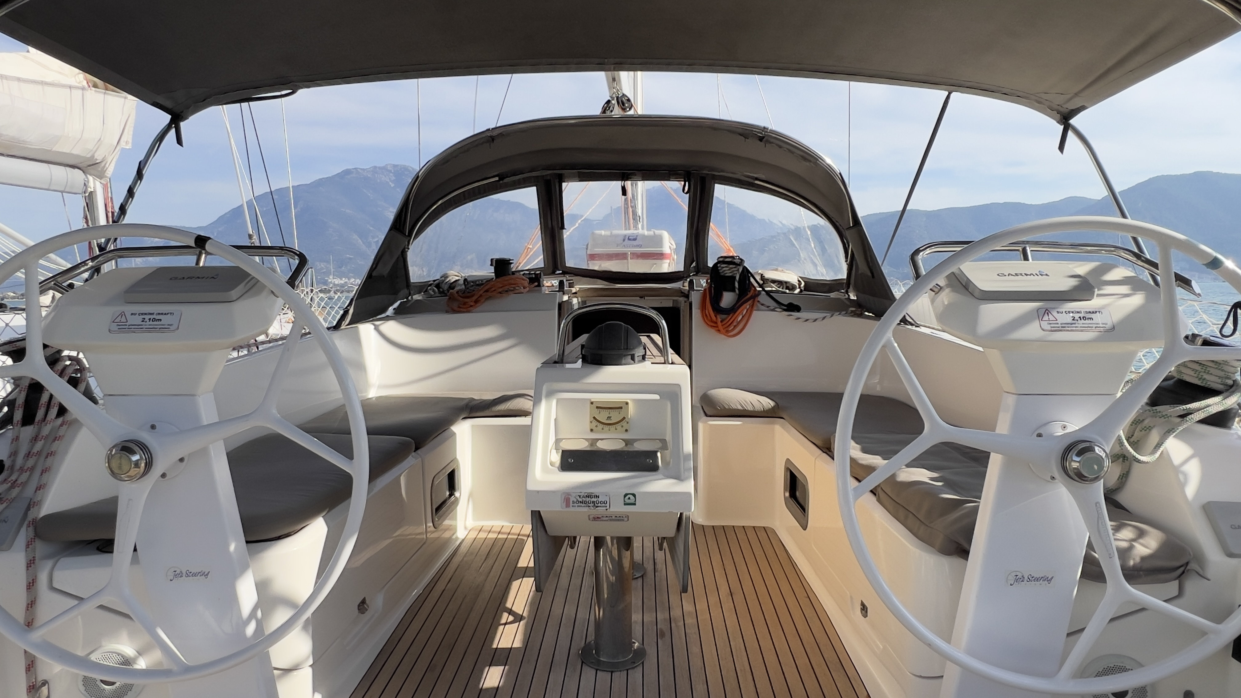 Yacht image 40