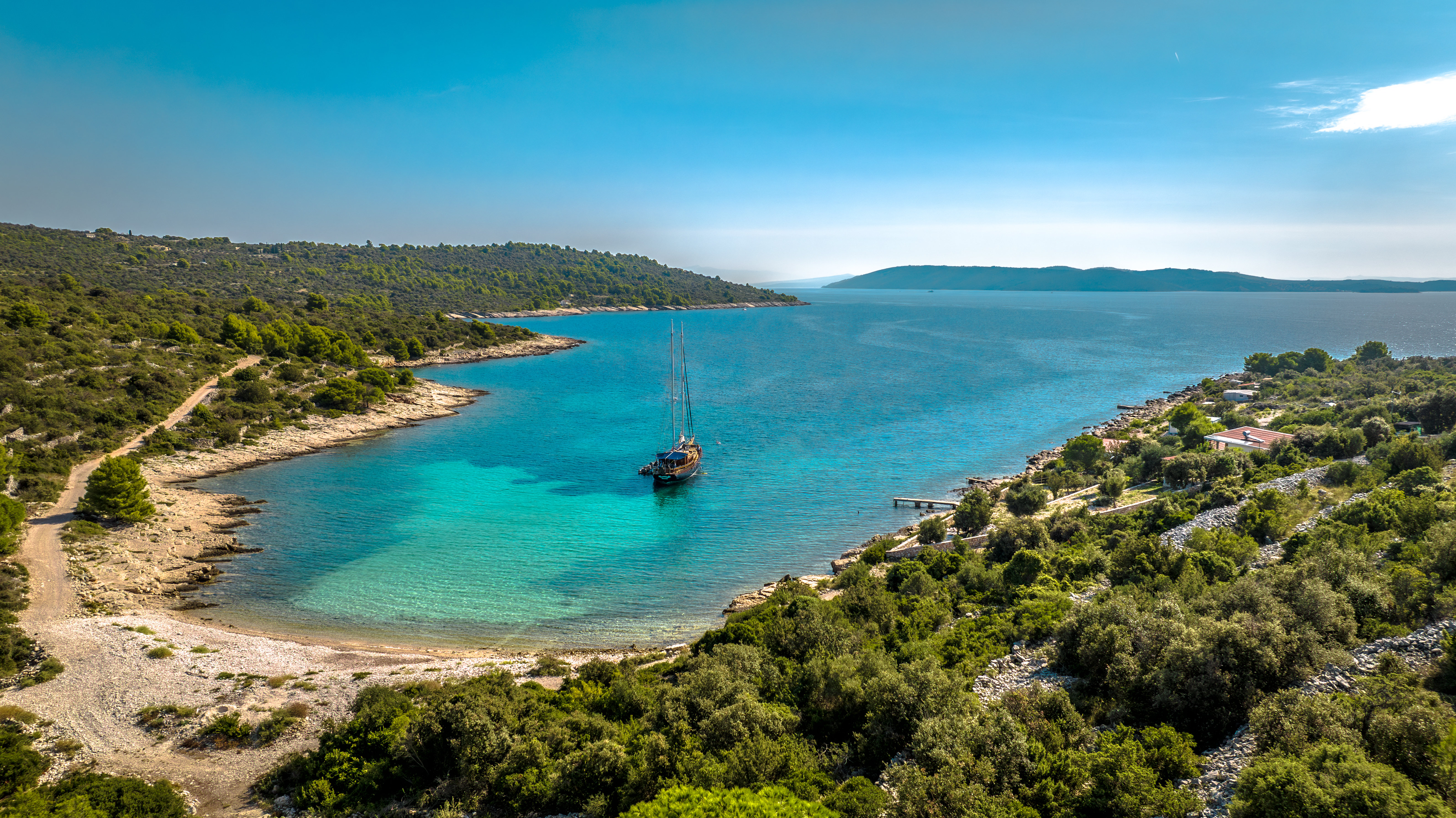 Secondary yacht image