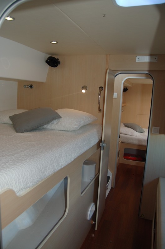 Cocktail  - Cabin B06 (RM) - Triple Cabin 2 - Seychelles, Eden Island Marina