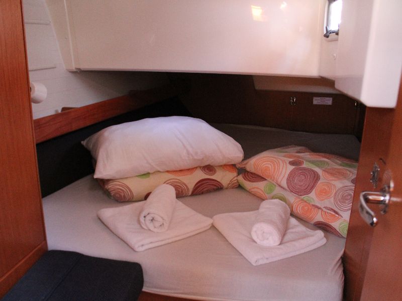 фото Bavaria Cruiser 41 9