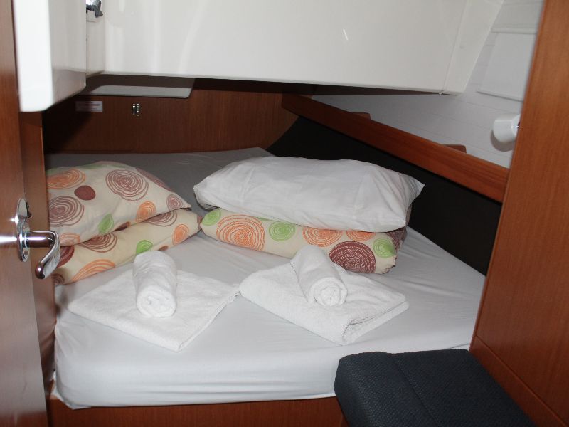 фото Bavaria Cruiser 41 10