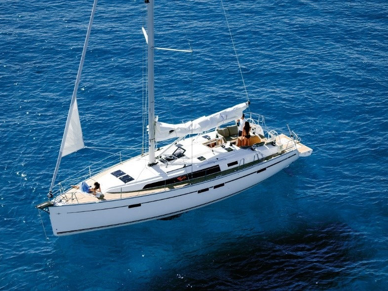 Main yacht image