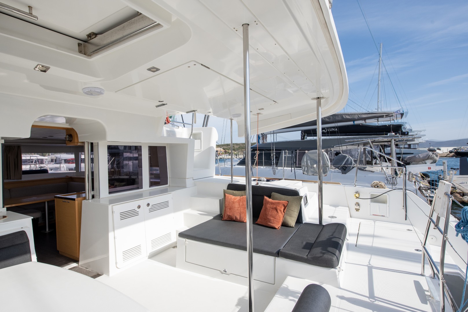 Yacht image 23