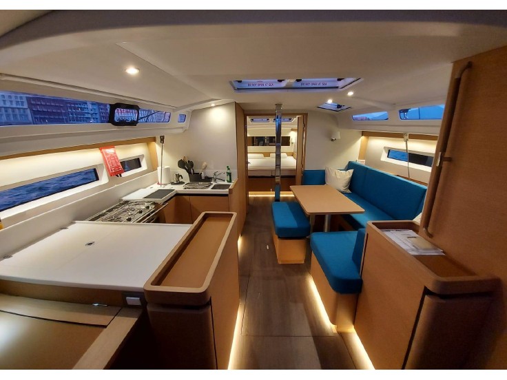 Sun Odyssey 440 - owner version