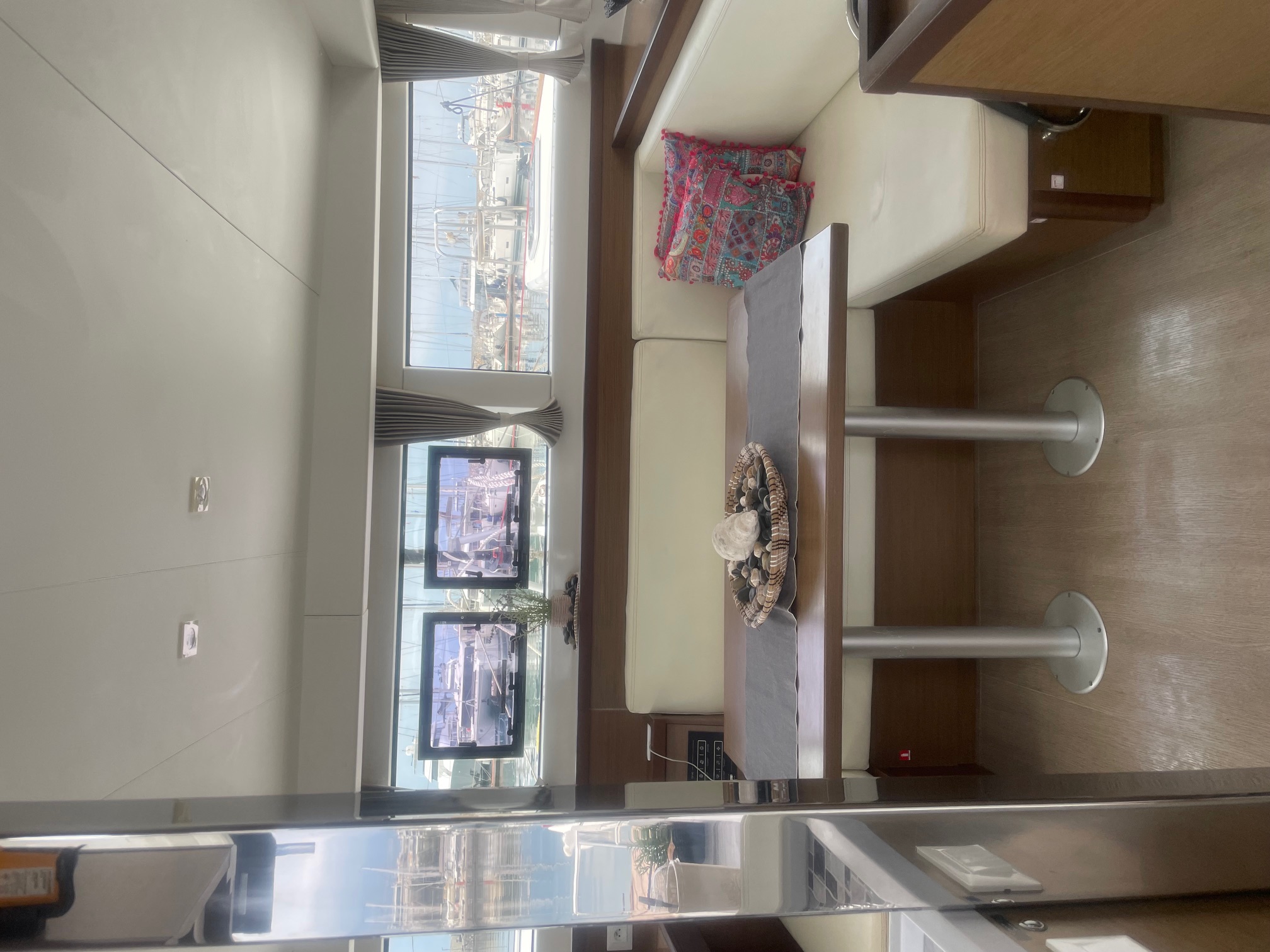 Yacht image 22