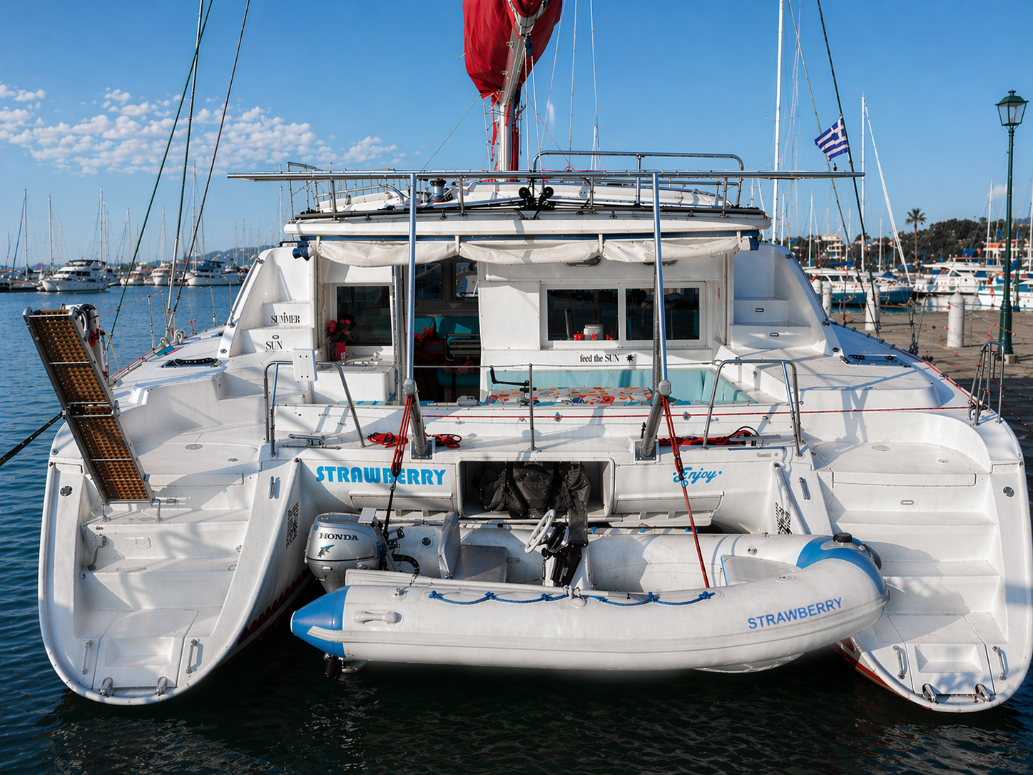 Yacht image 33