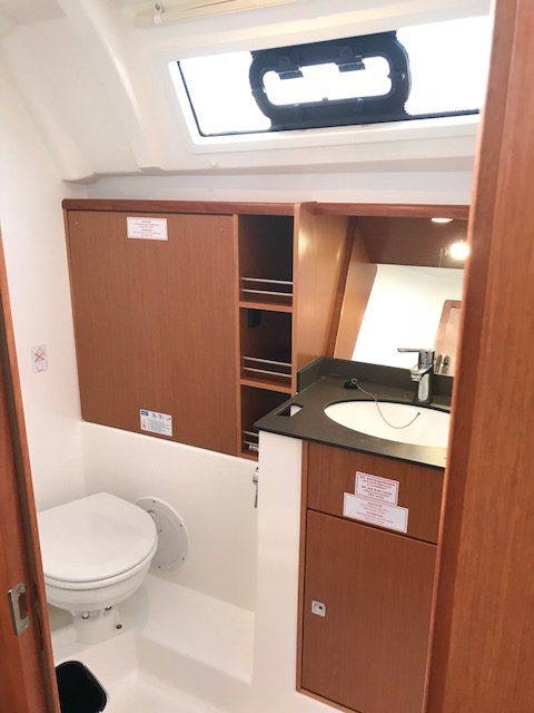 foto Bavaria Cruiser 41 8