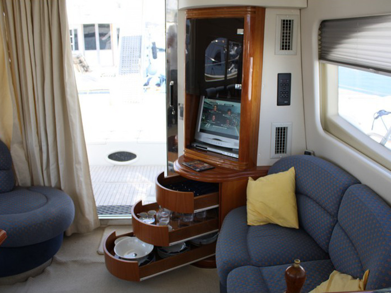 фото Azimut 46 14