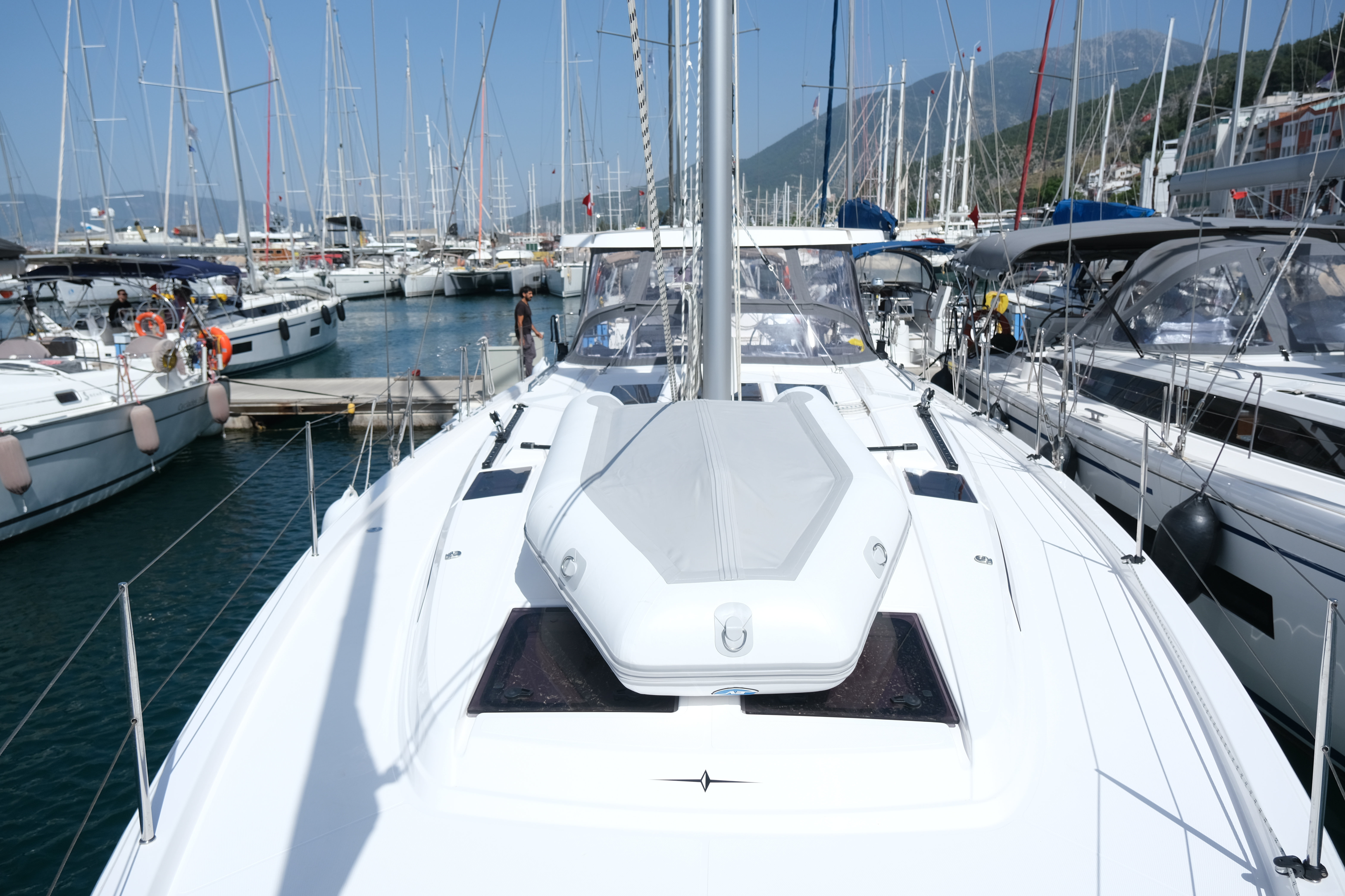 Yacht image 15