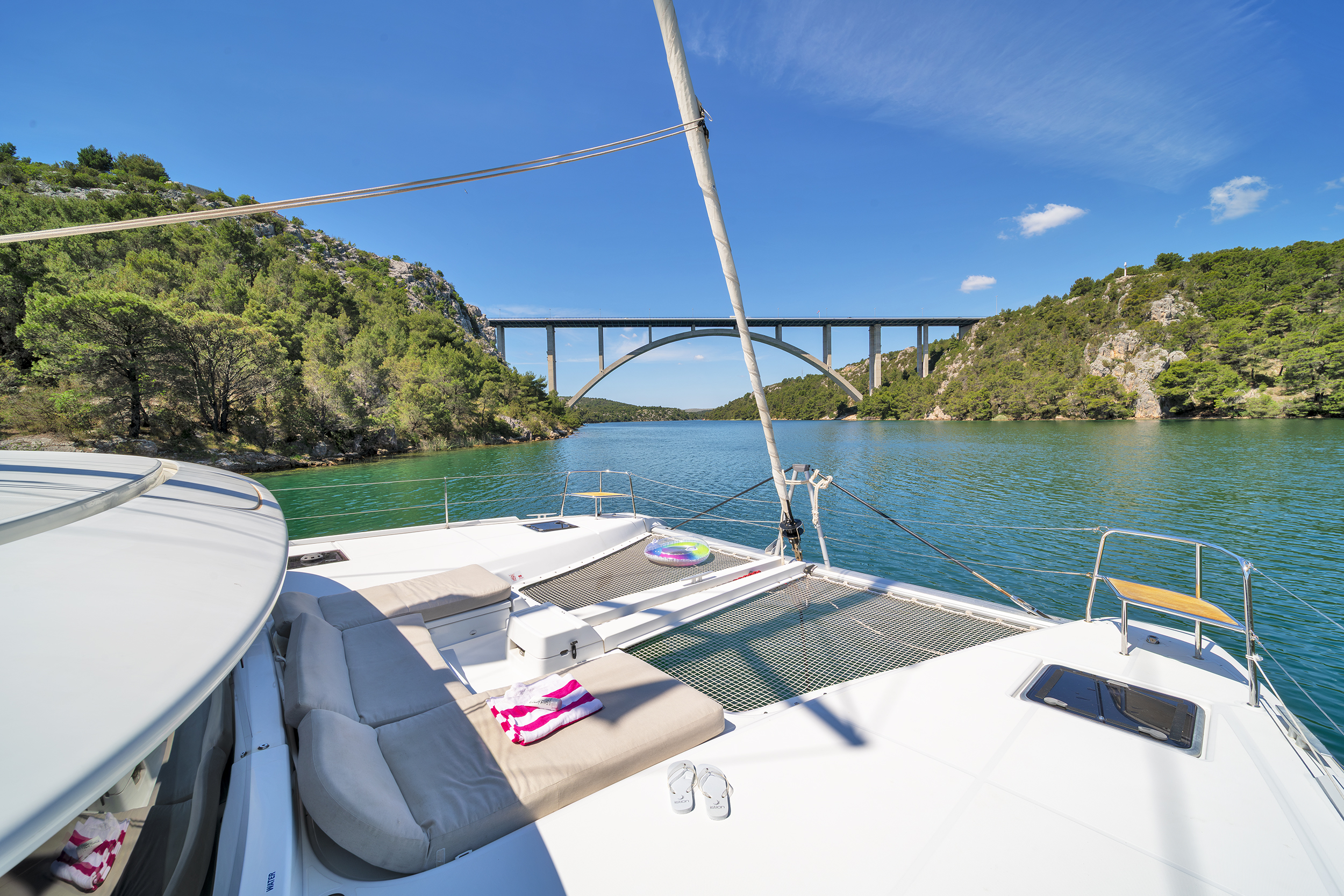 Yacht image 17