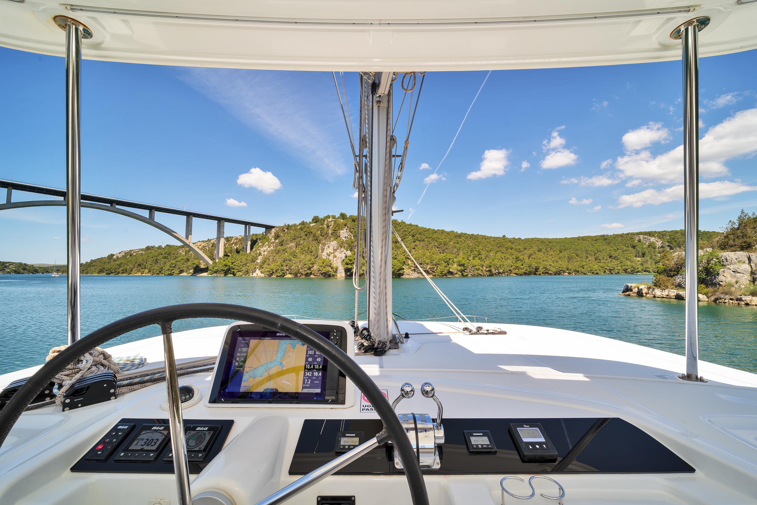 Yacht image 5