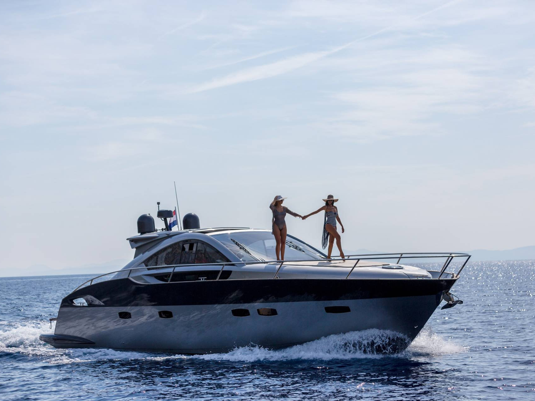 Yacht image 22