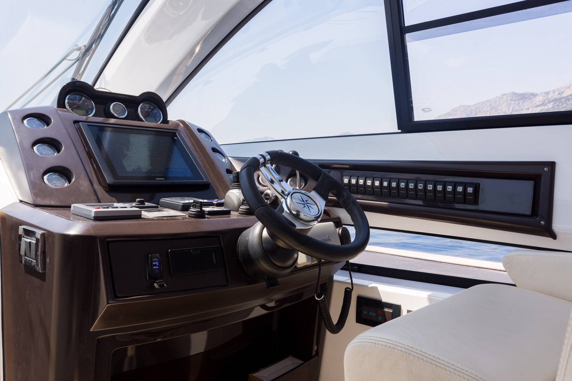 Yacht image 49