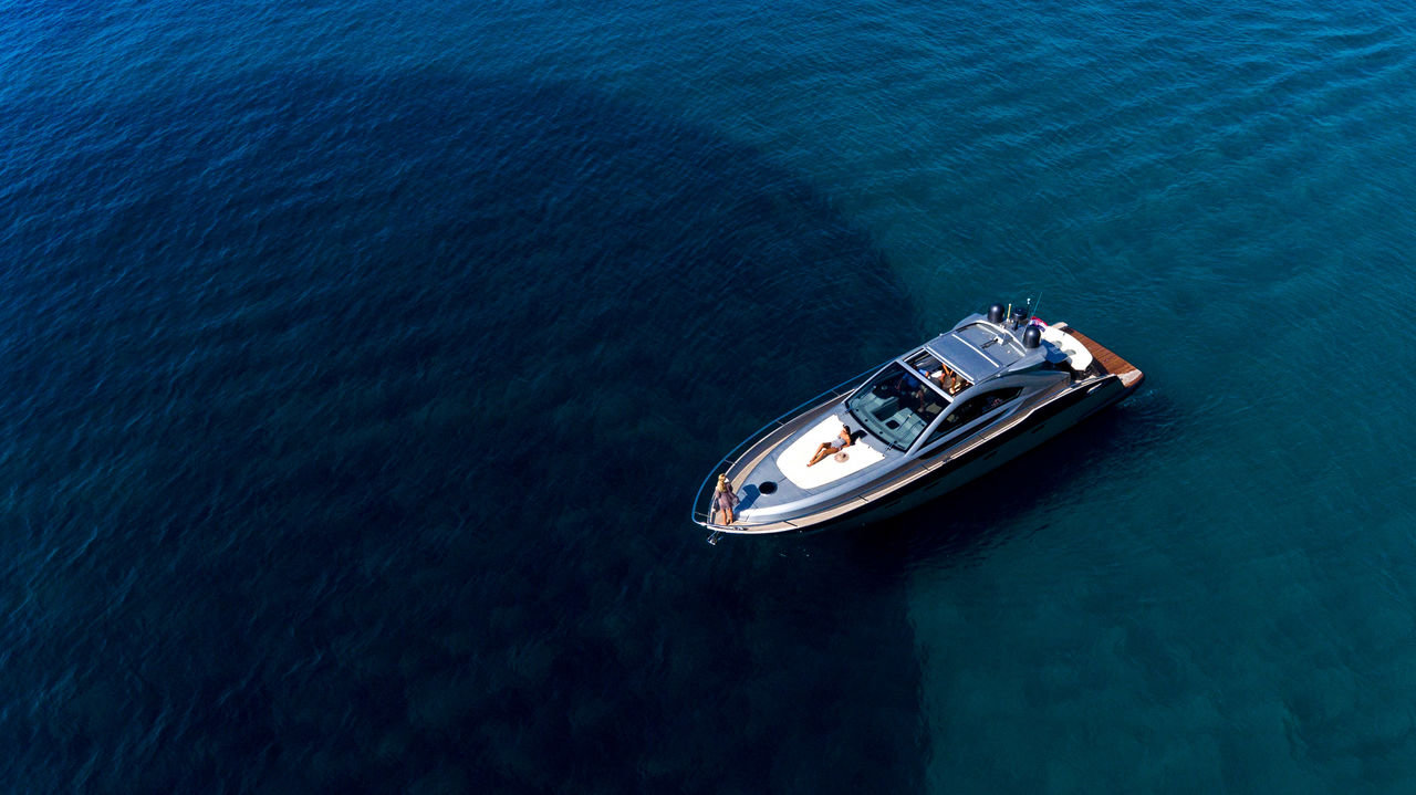 Yacht image 40