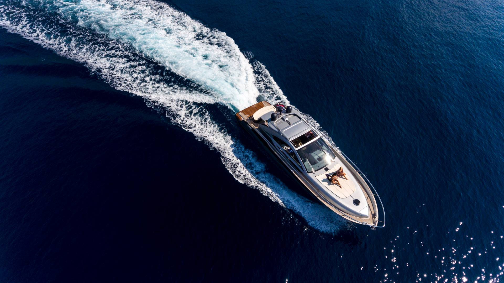 Yacht image 53