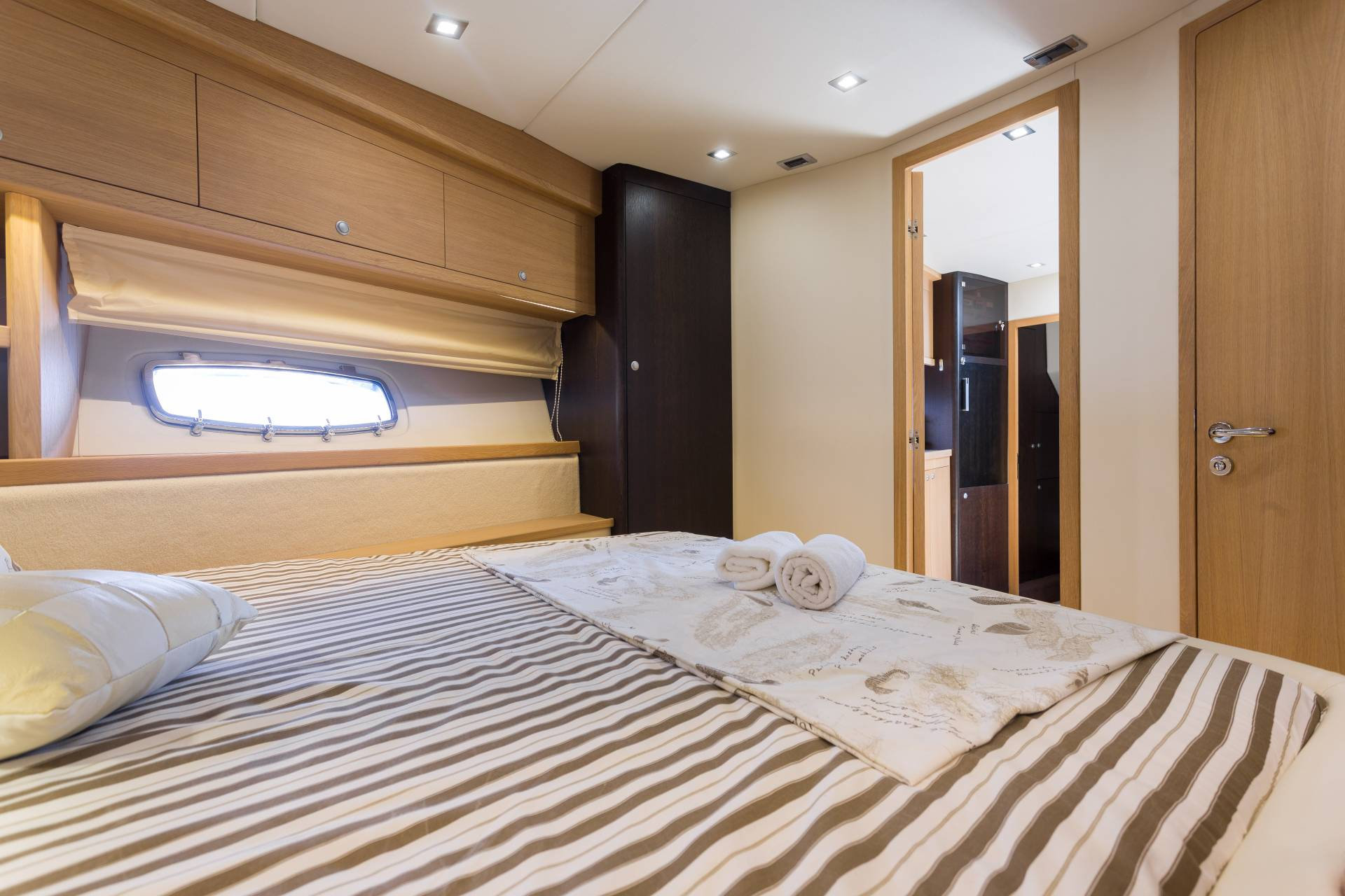 Yacht image 61