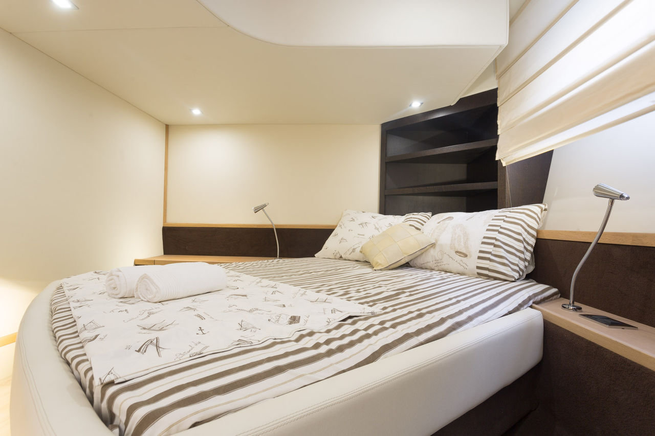 Yacht image 31