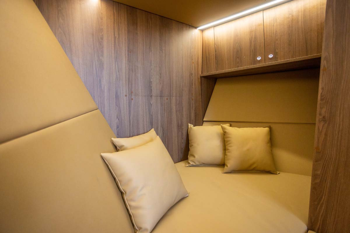 Yacht image 7