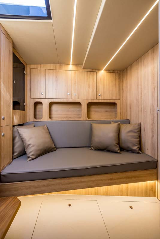 Yacht image 1