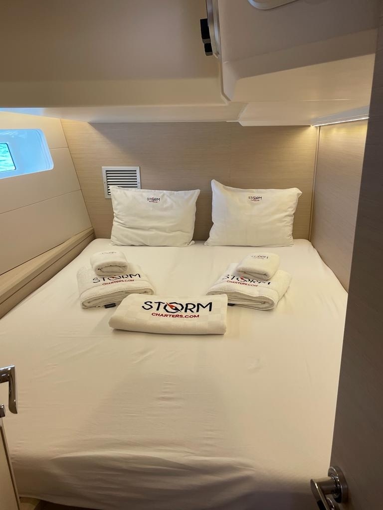 Yacht image 27