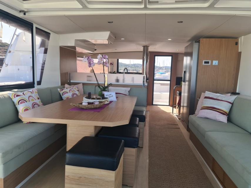 Yacht image 5