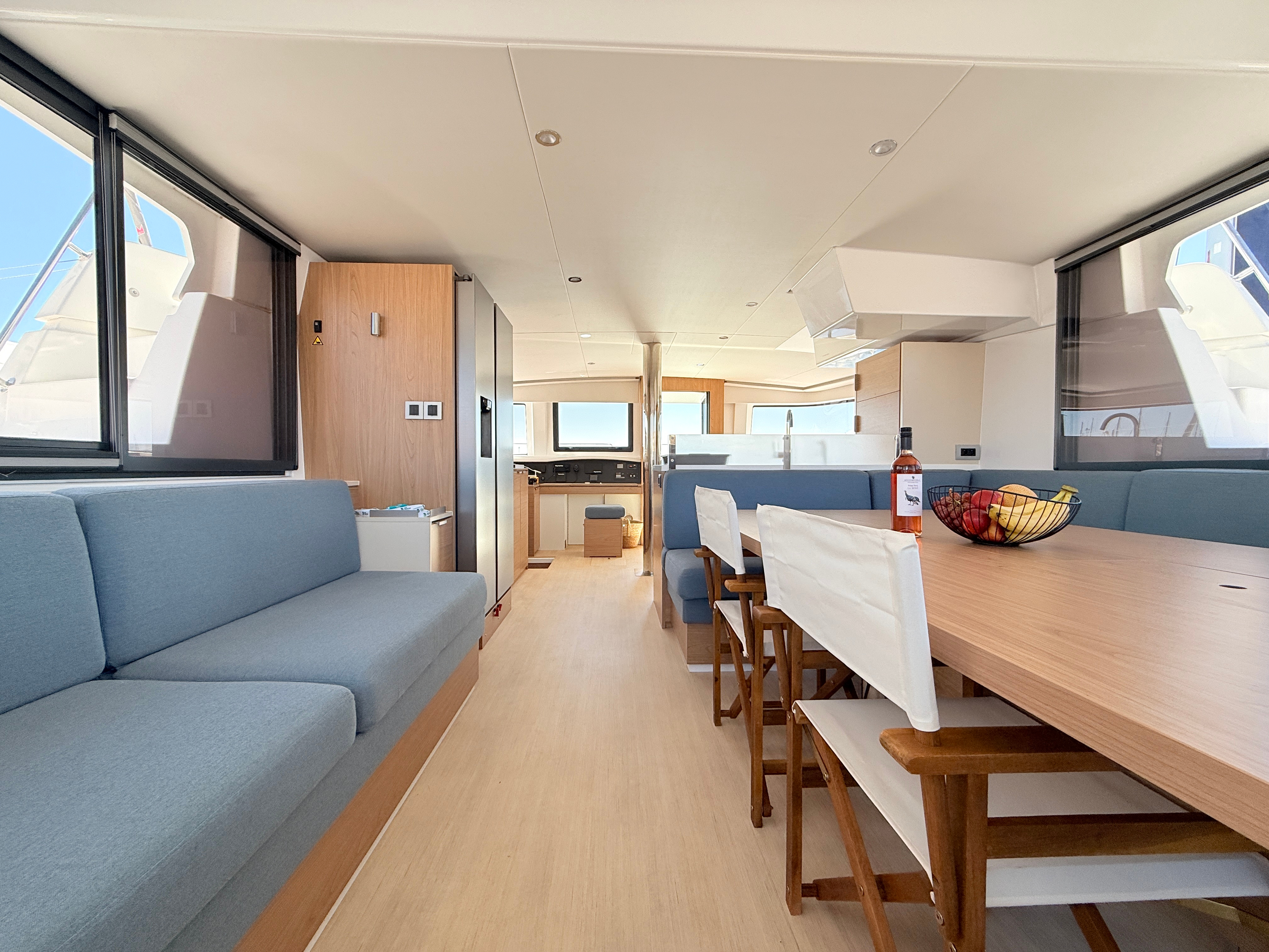 Yacht image 8