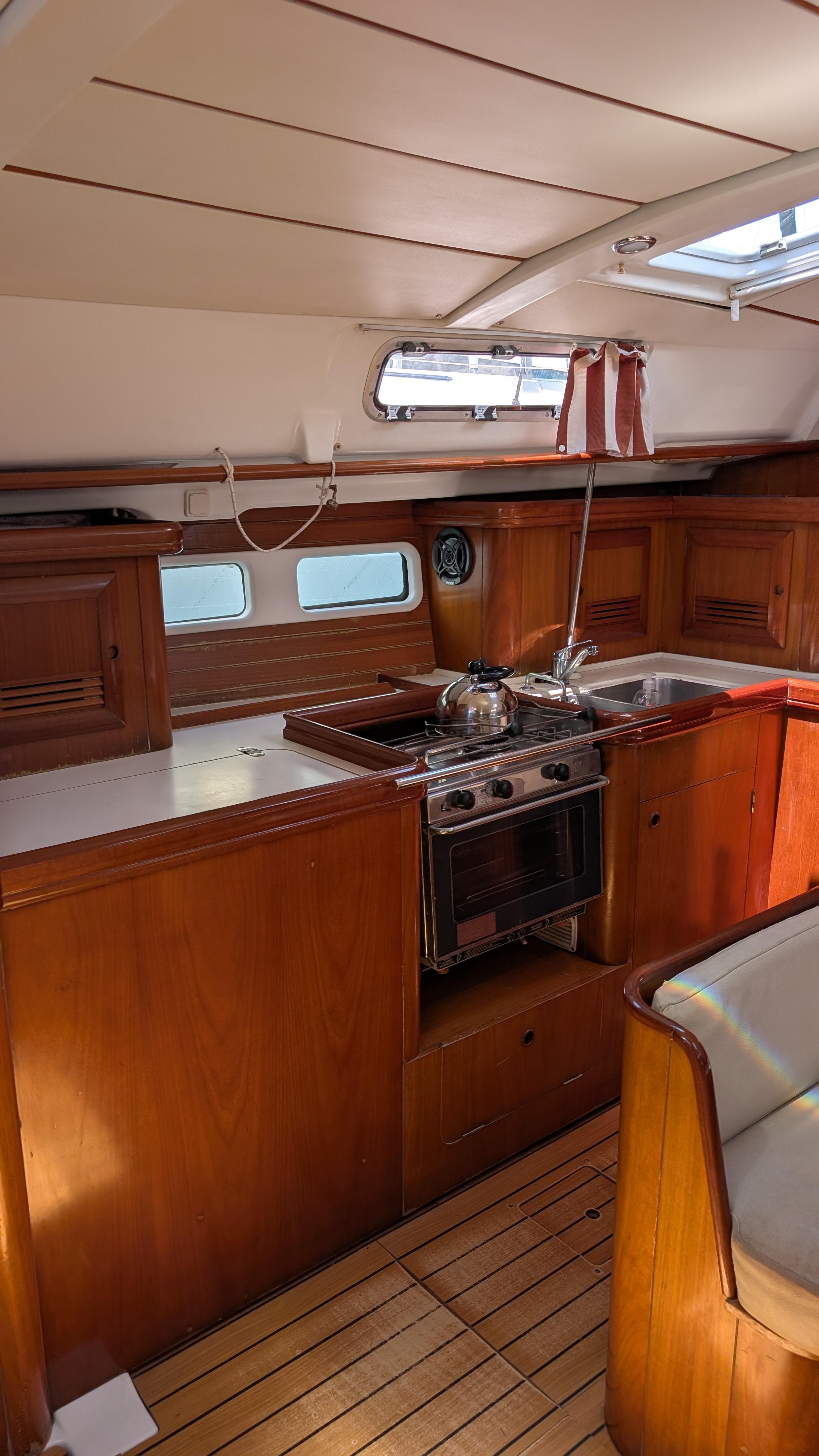 Yacht image 2