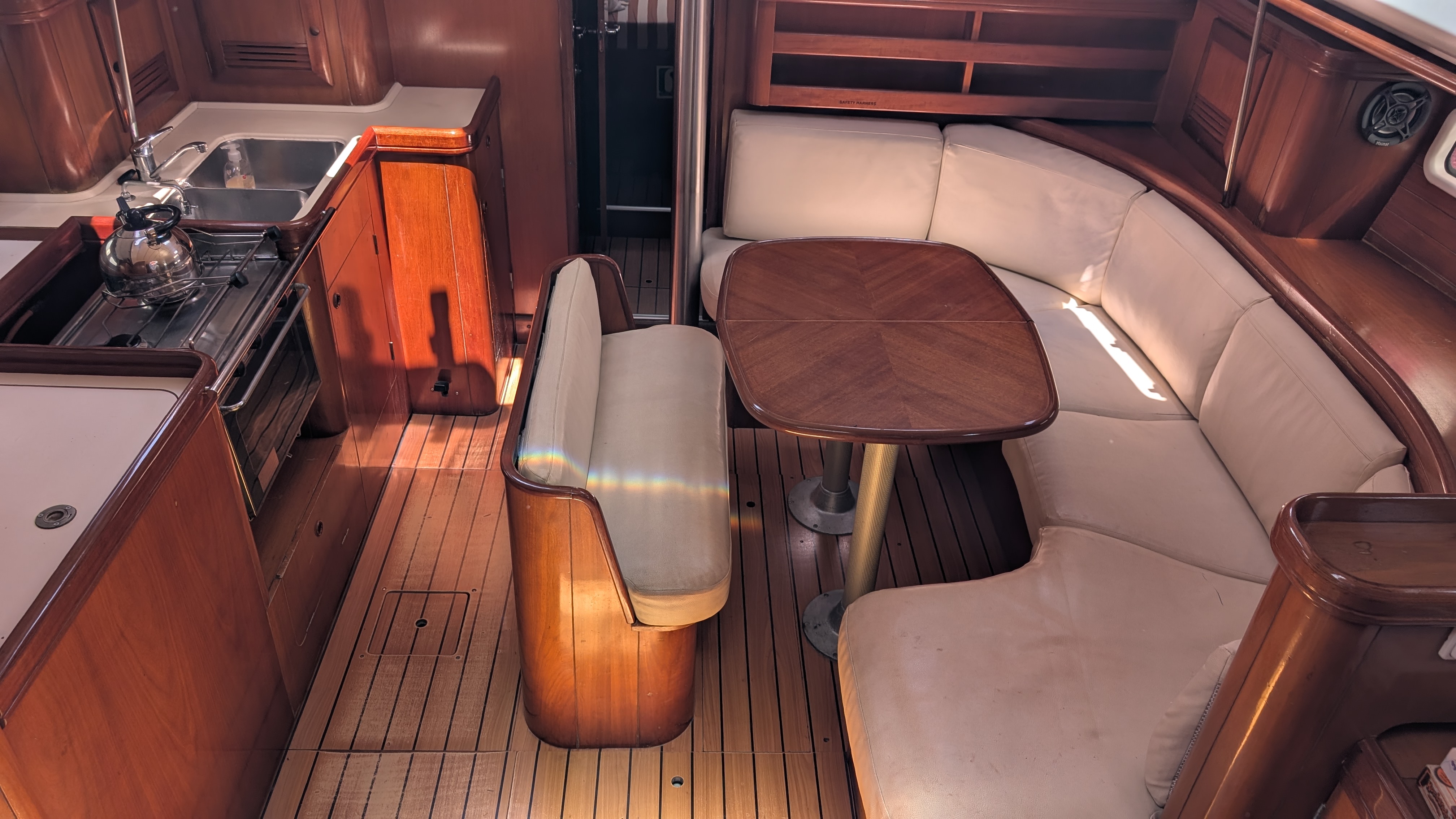Yacht image 6
