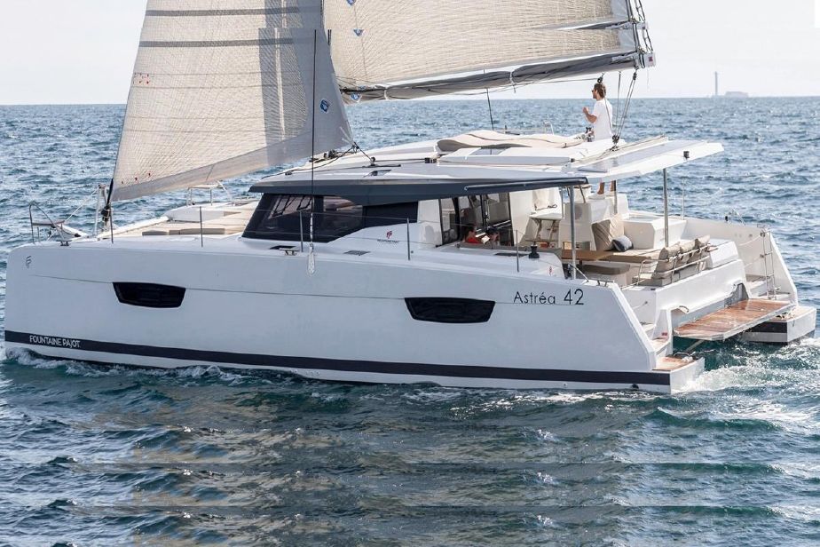 Yacht image 1