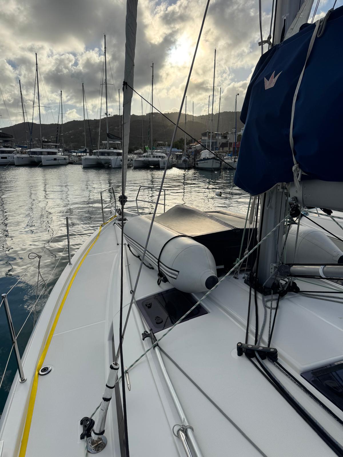 Yacht image 12