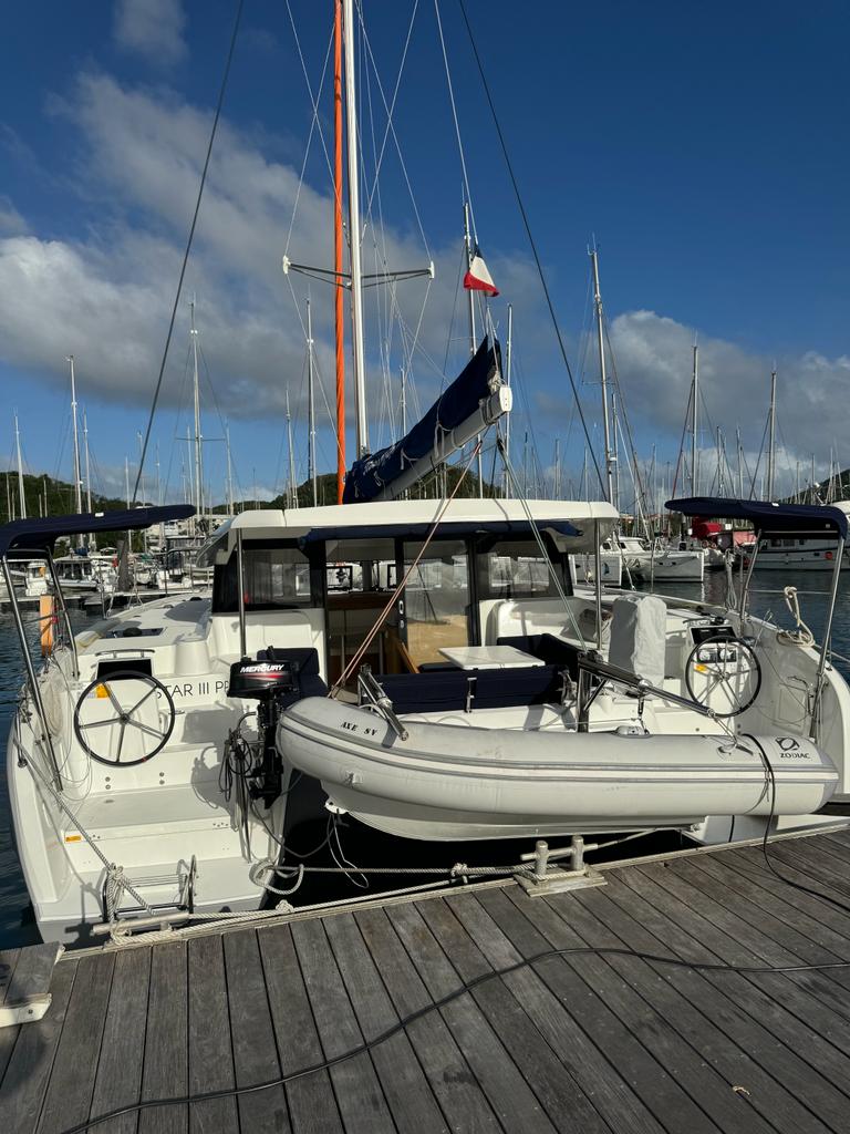 Yacht image 5