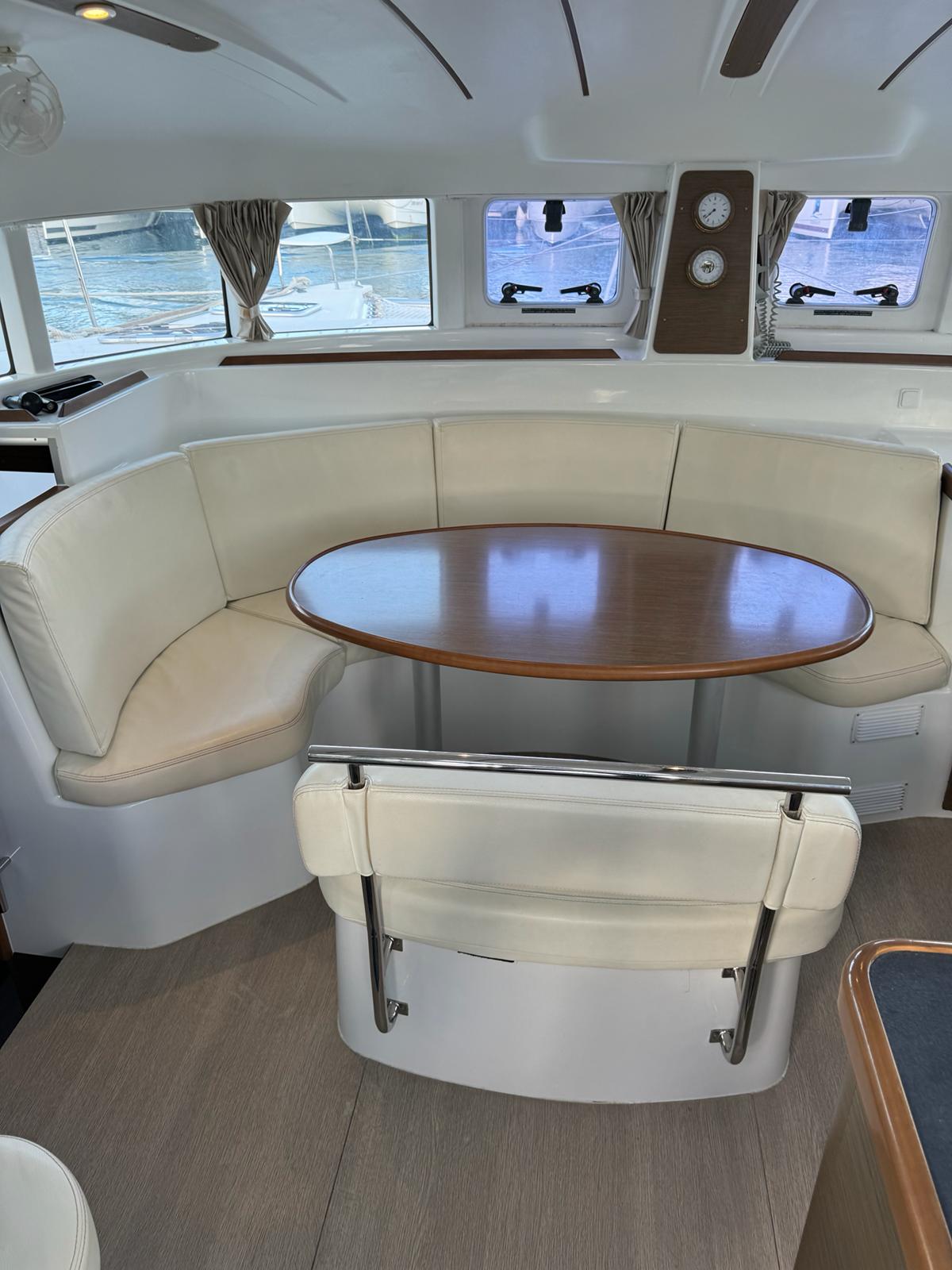 Yacht image 4