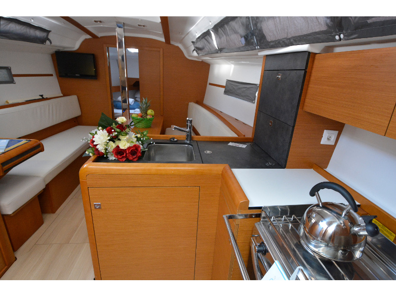 foto Sun Odyssey 349 4