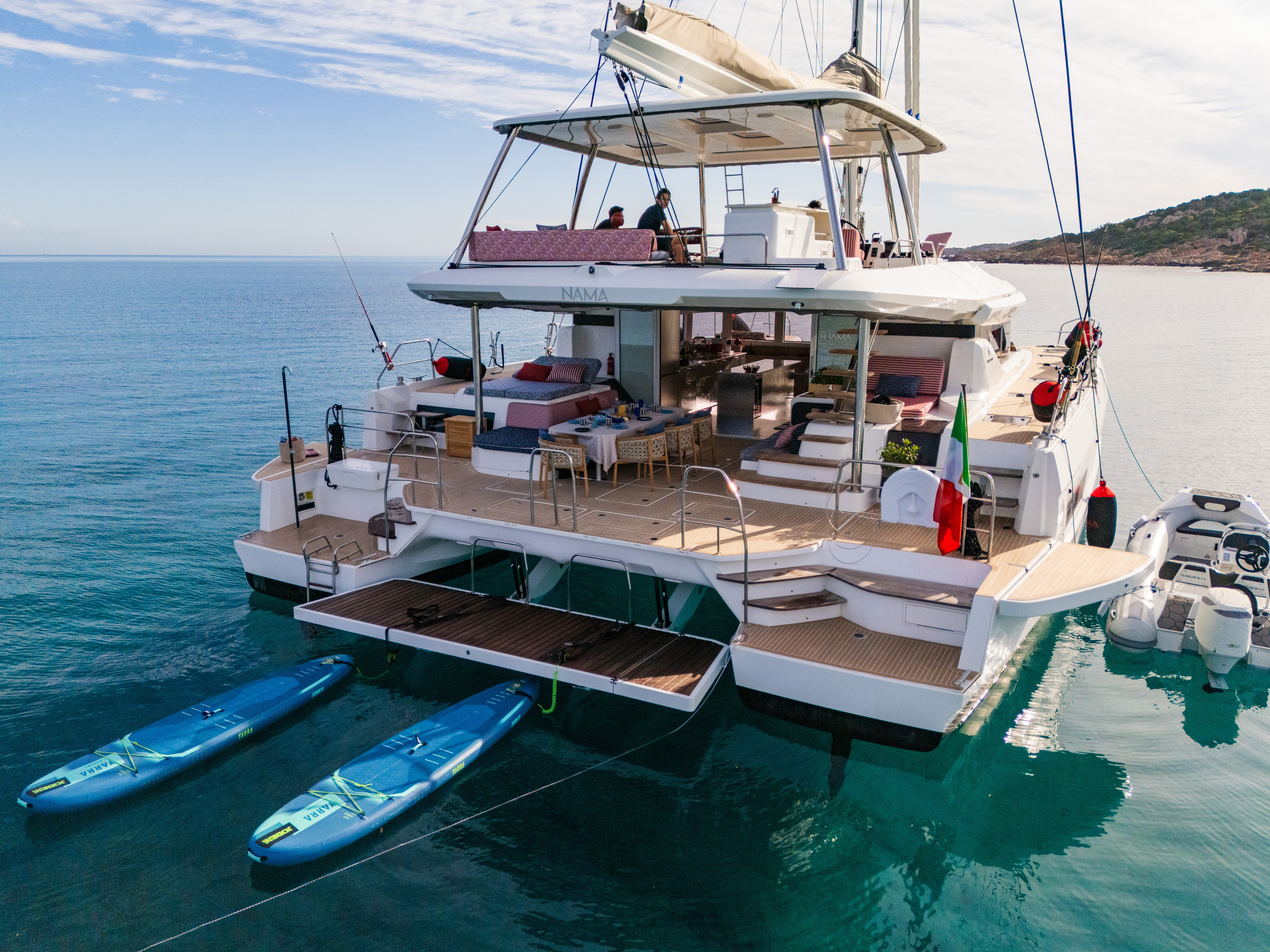 Yacht image 13