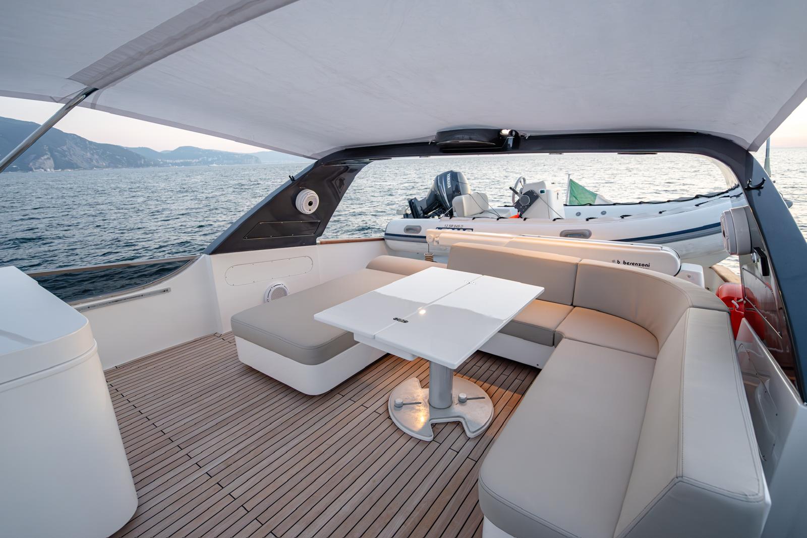 Yacht image 4