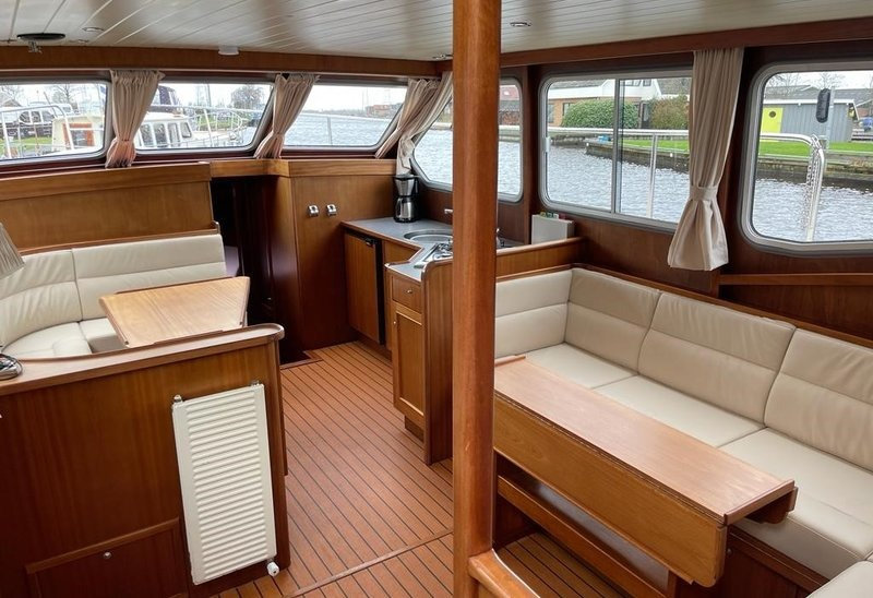 Yacht image 7