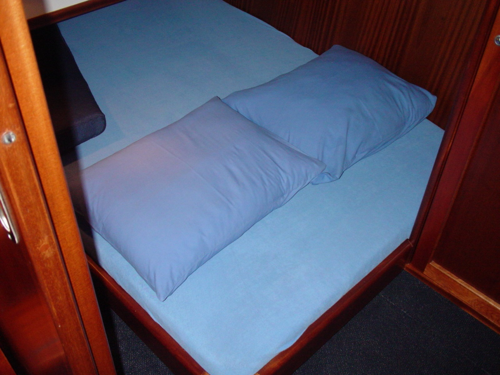 Yacht image 10